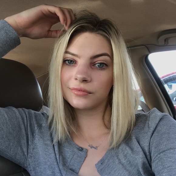 Meet your Posher, Sonja - Picture 1 of 1